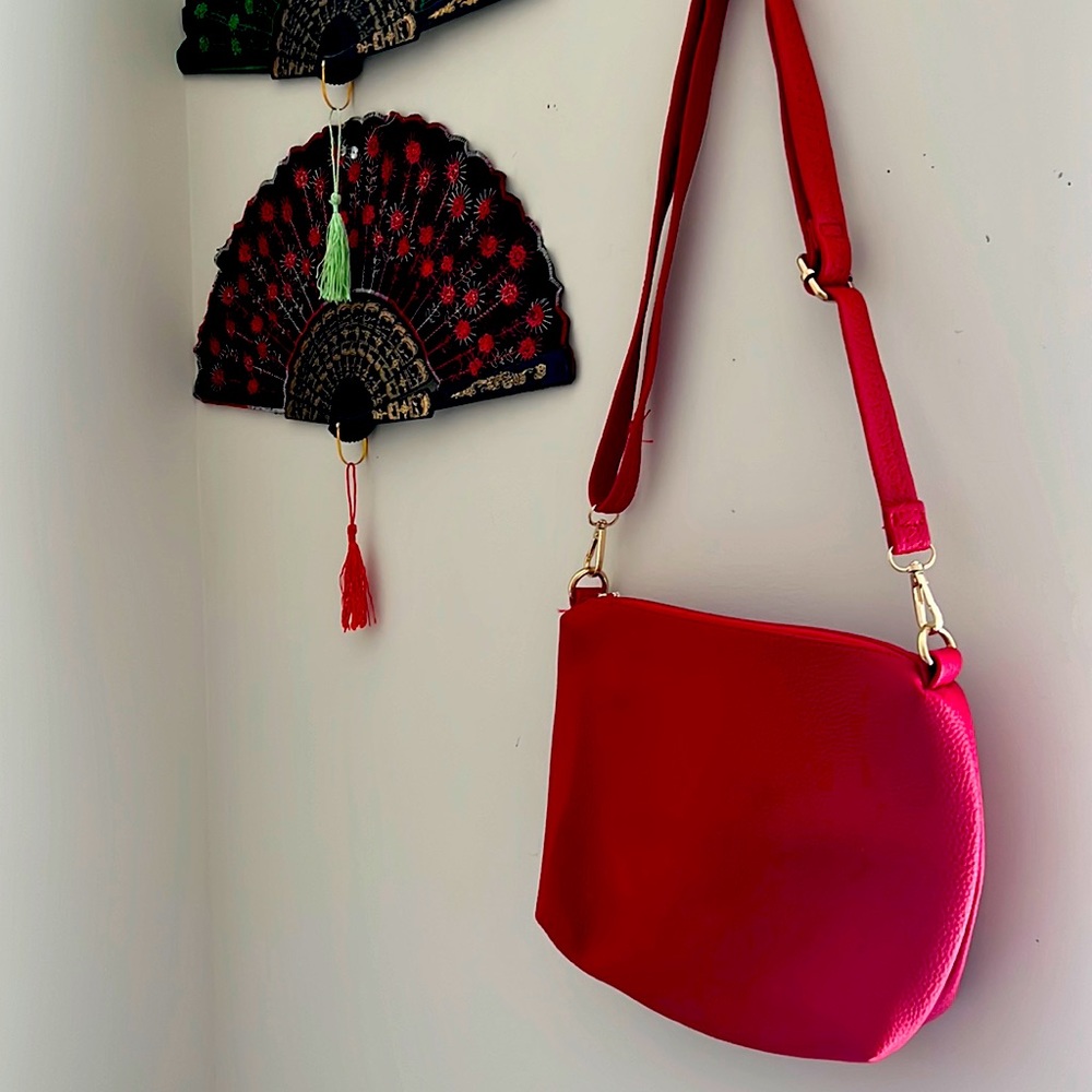 Bright Red Purse 👛